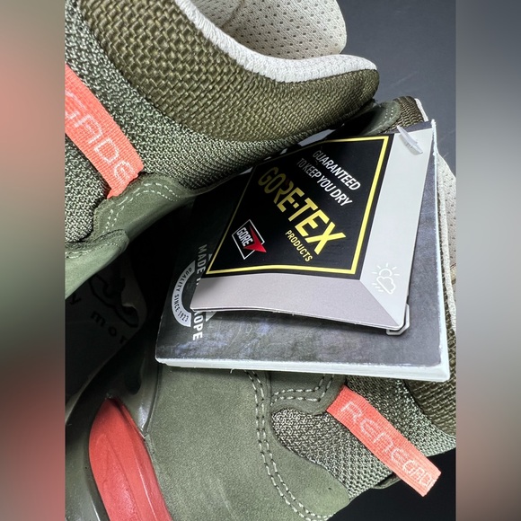 NIB LOWA Women’s Renegade GTX MID Ws Grey/Green Panna Boots - Size: 10 1/2 US - Picture 11 of 15